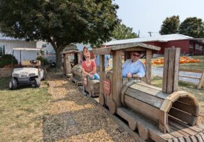 Photo Ops at Tanners Orchard!